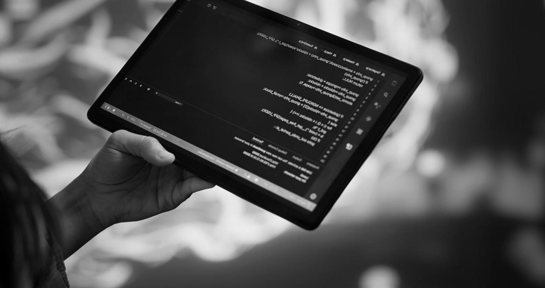 Blockchain network diagram illustrating secure data transfer protocols